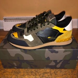 Valentino Garavani Sneakers Size 9